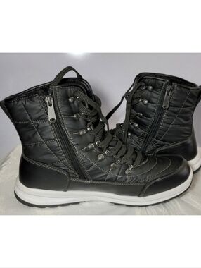 Katie Womens Size 11 Weather proof Black  Boots.